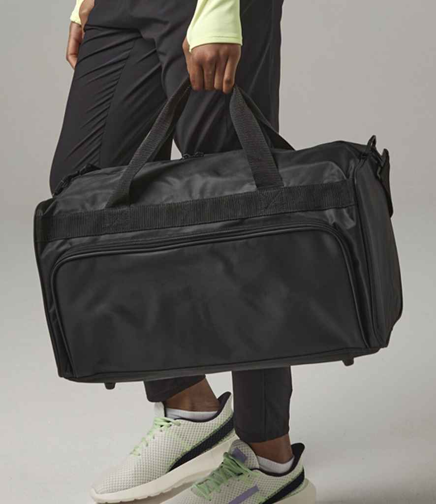 Quadra Advertising Holdall | Black Bag - Lancashire Teamwear