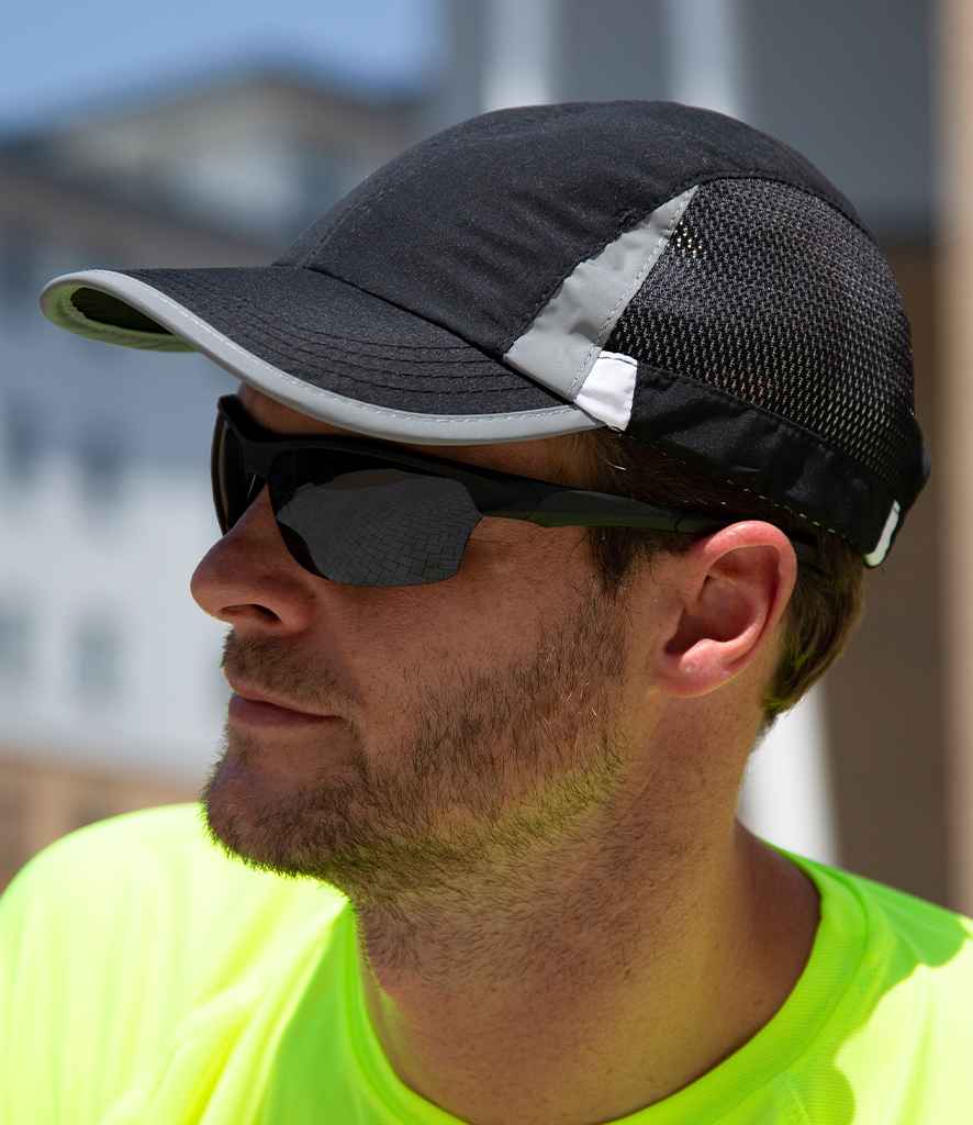 Spiro Sport Cap | Black/White - Result Headwear Headwear - Lancashire Teamwear
