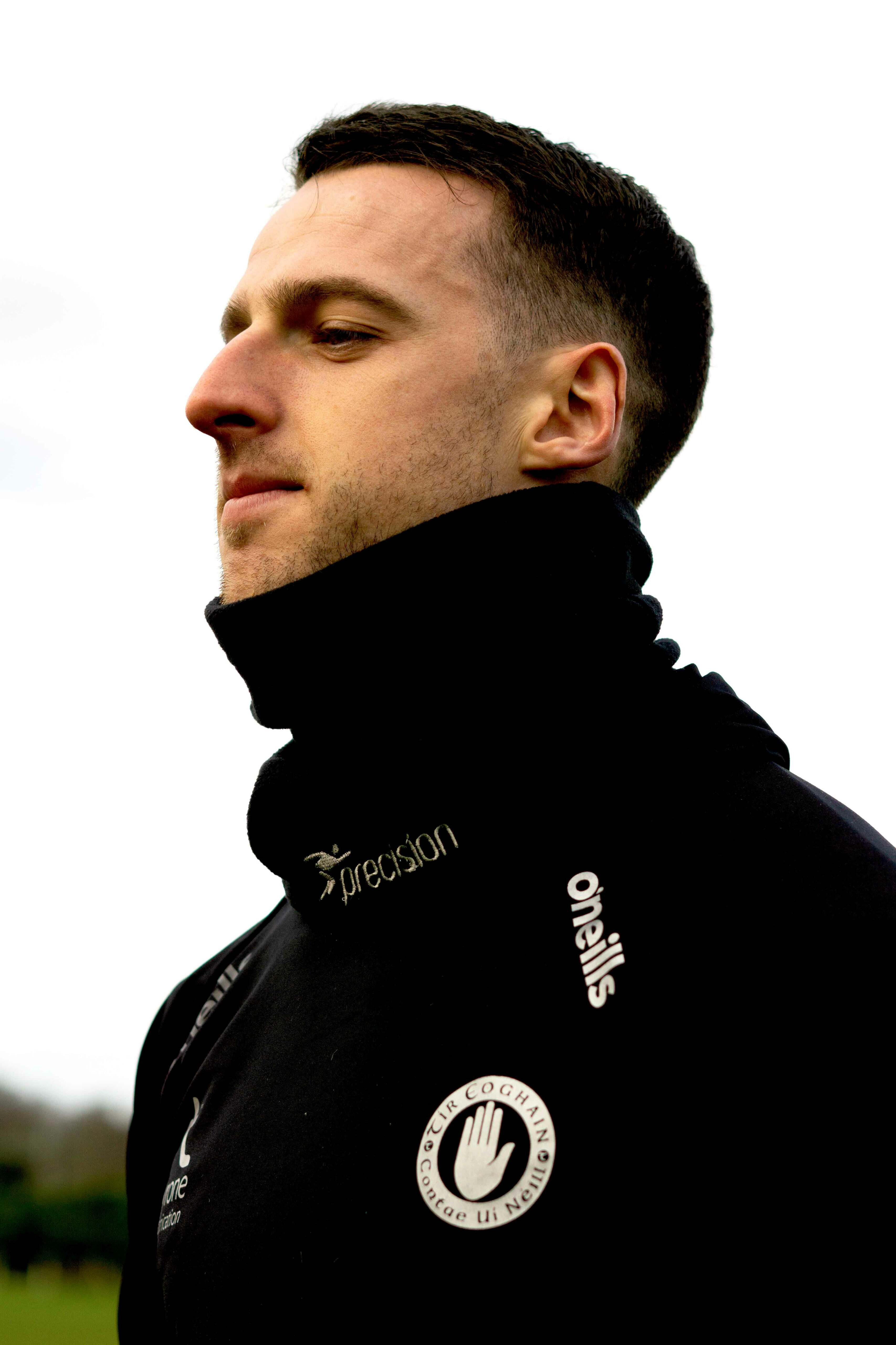 Precision essential neck warmer