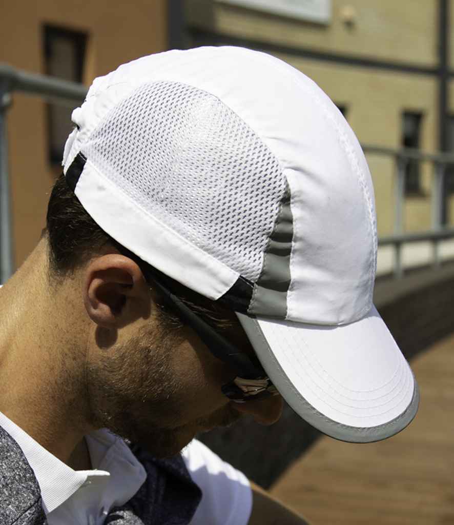 Spiro Sport Cap | White/Black - Result Headwear Headwear - Lancashire Teamwear