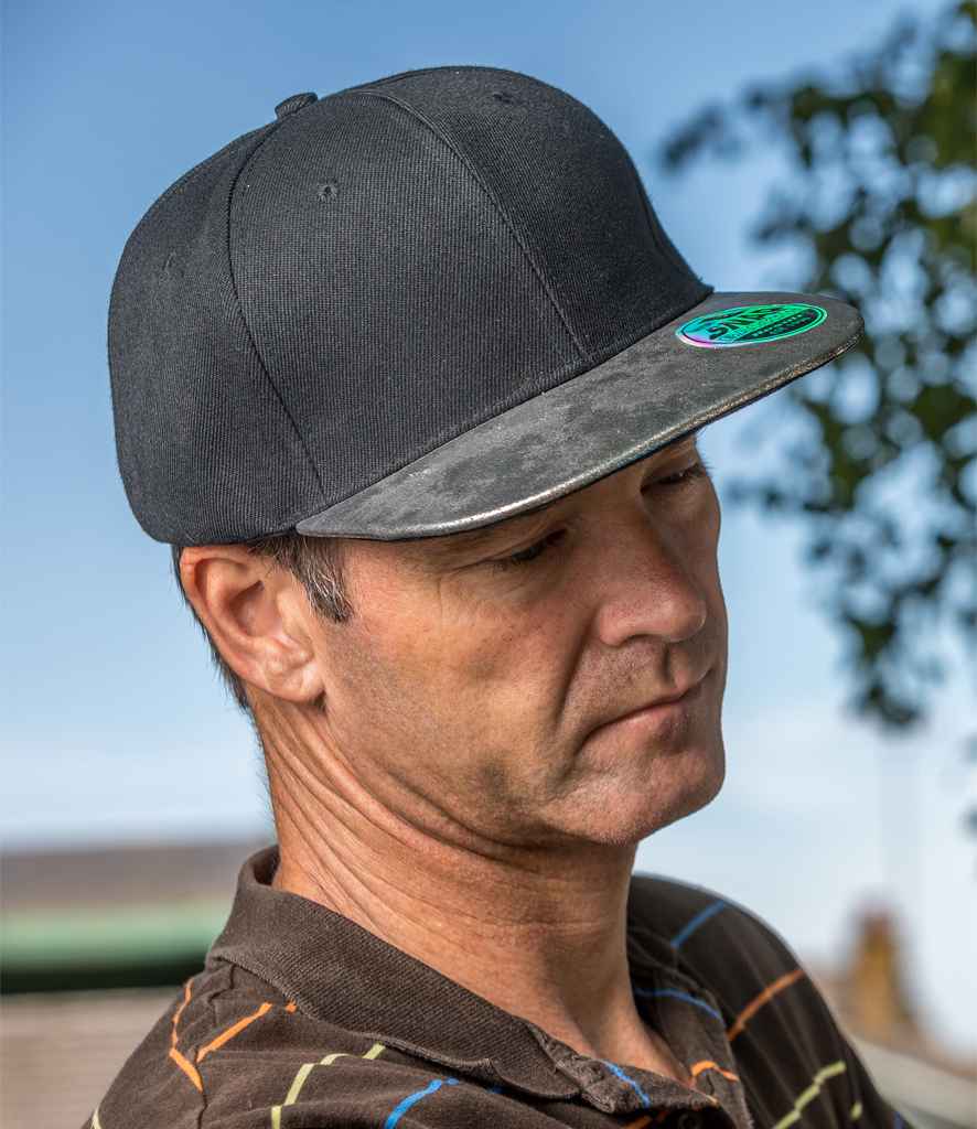 Result Bronx Glitter Snapback Cap | Black/silver - Result Headwear Headwear - Lancashire Teamwear
