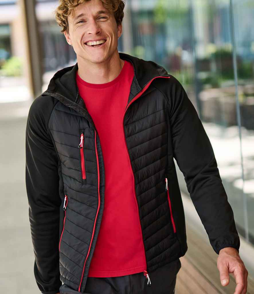 Regatta Navigate Hybrid Jacket | Black/Classic Red - Regatta Professional - Lancashire Teamwear