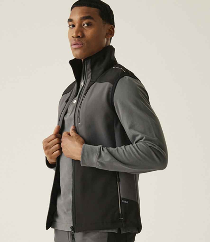 Regatta 4TEX Stretch Three Layer Soft Shell Bodywarmer | Slate Grey/Black - Regatta Professional Gilet - Lancashire Teamwear