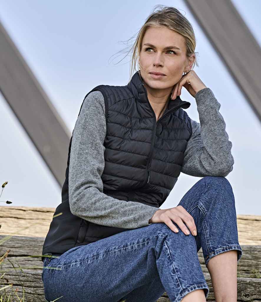Tee Jays Ladies Crossover Padded Bodywarmer | Black/Black Gilet - Lancashire Teamwear