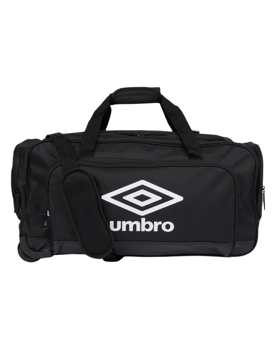Umbro Medium Wheeled Holdall
